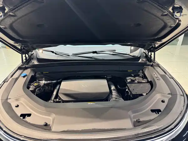 Li Auto L8 2024