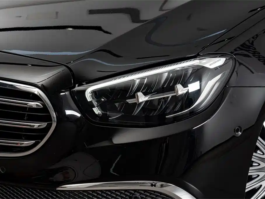 Mercedes-Benz E-Class 2023 — фото 5