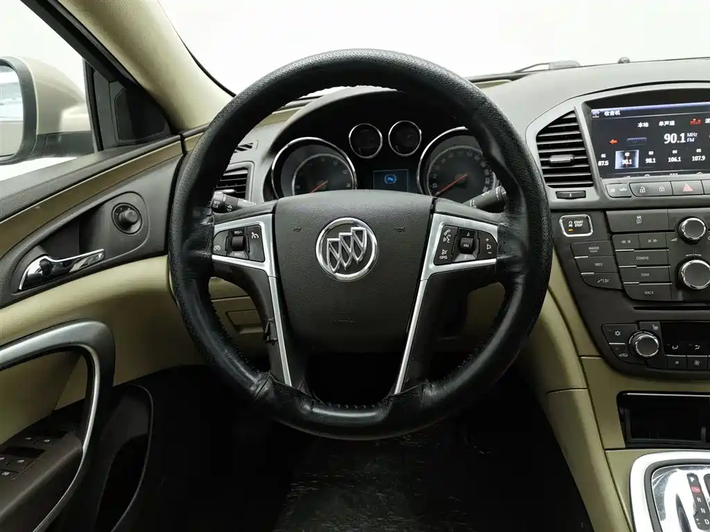 Buick Regal 2012 — фото 11