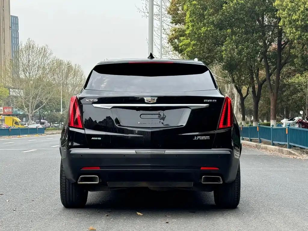 Cadillac XT5 2019 — фото 4