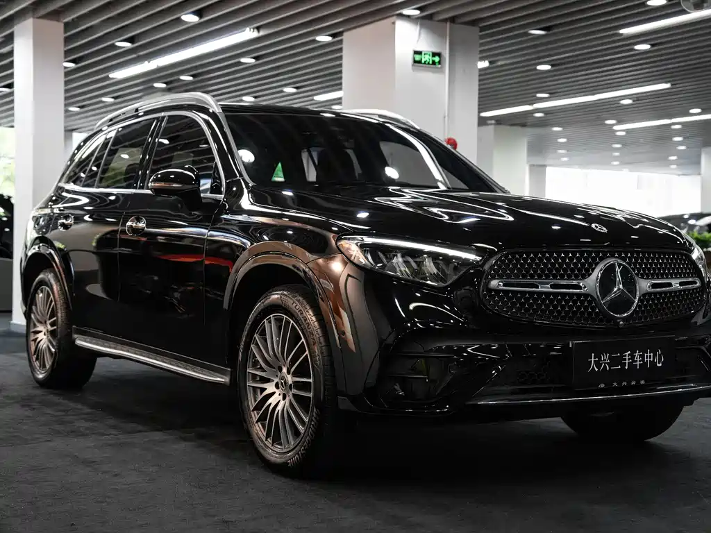 Mercedes-Benz GLC 2025