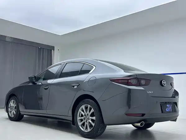 Mazda 3 Axela 2022