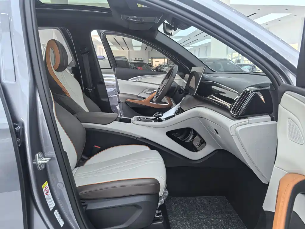 BYD Pro New Energy 2023 — фото 10
