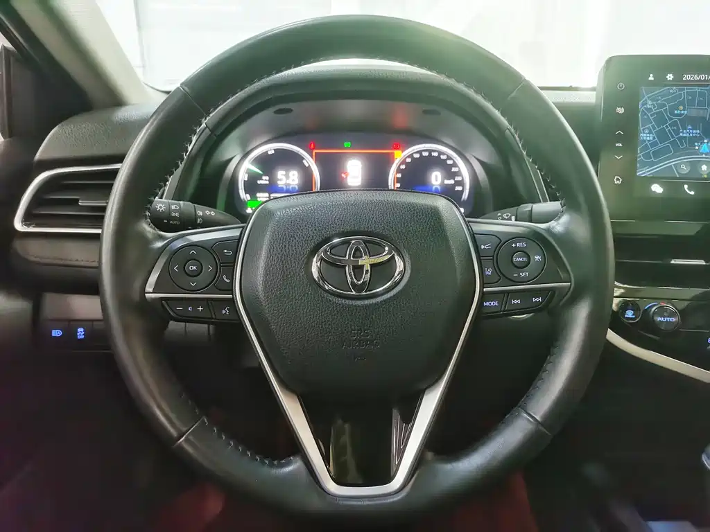 Toyota Camry 2022 — фото 21