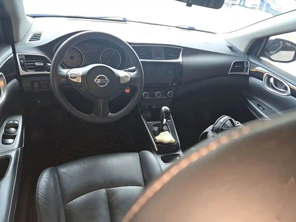 Nissan Sylphy 2019 — фото 10