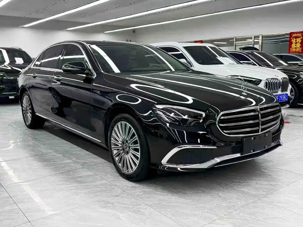 Mercedes-Benz E-Class 2023
