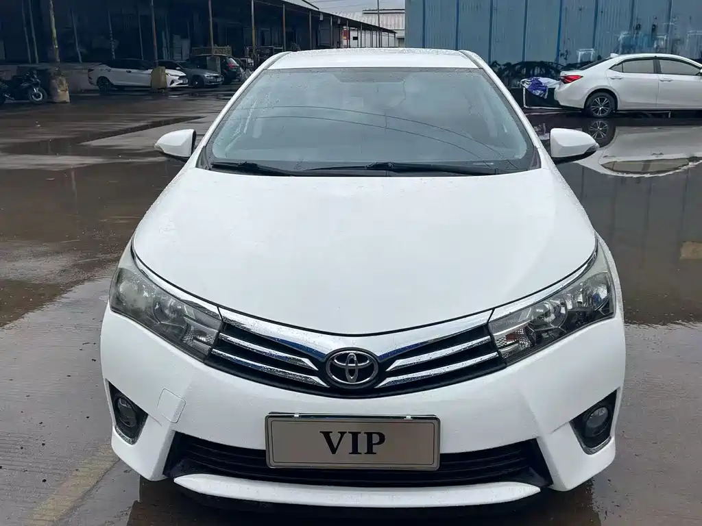 Toyota Corolla 2018 — фото 2