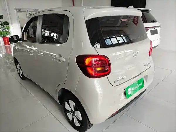 Wuling Hongguang MINIEV 2025