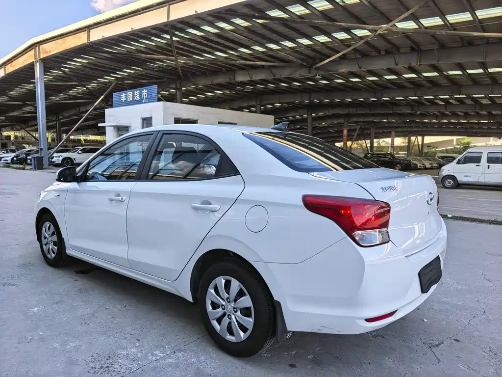 Hyundai Verna 2020 — фото 4