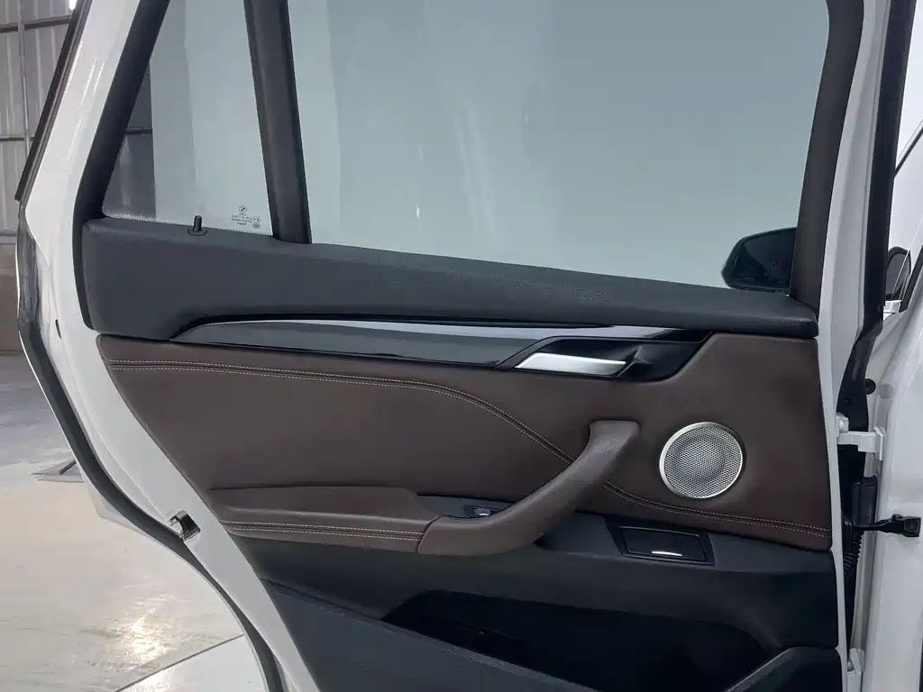 BMW X1 2022 — фото 17