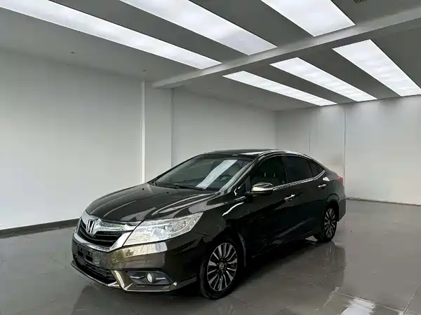 Honda Crider 2013