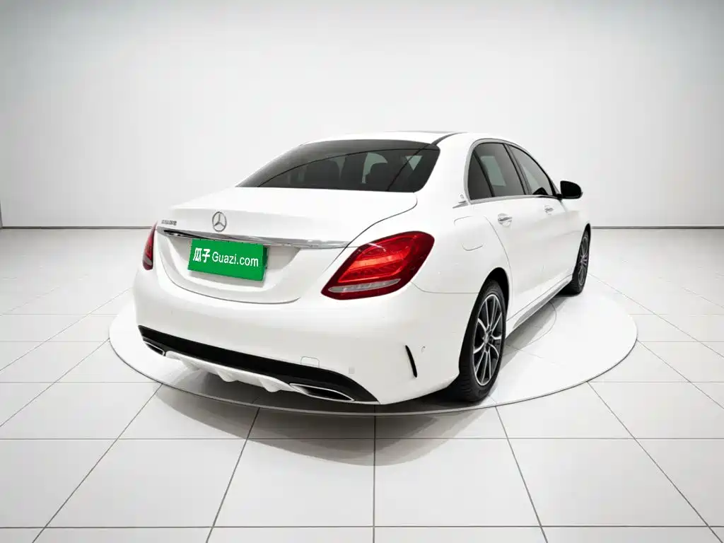 Mercedes-Benz C-Class 2017 — фото 6