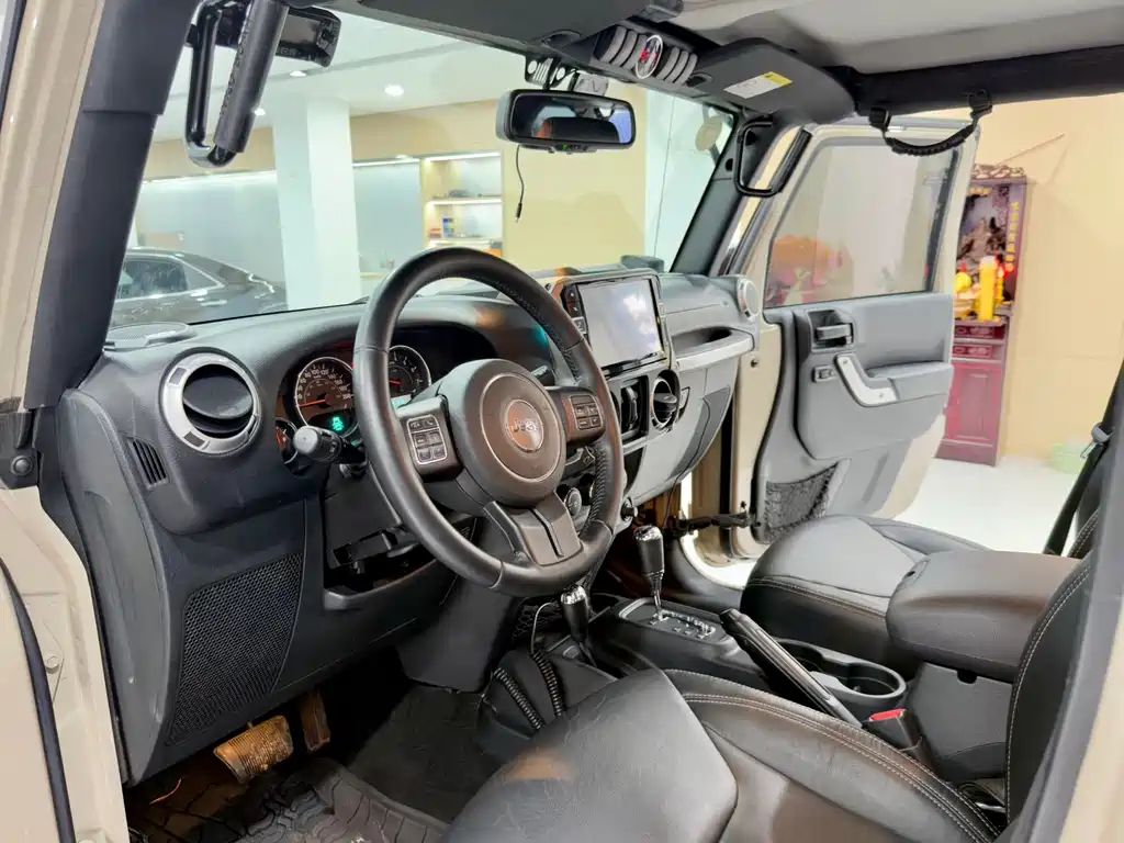 Jeep Wrangler 2016