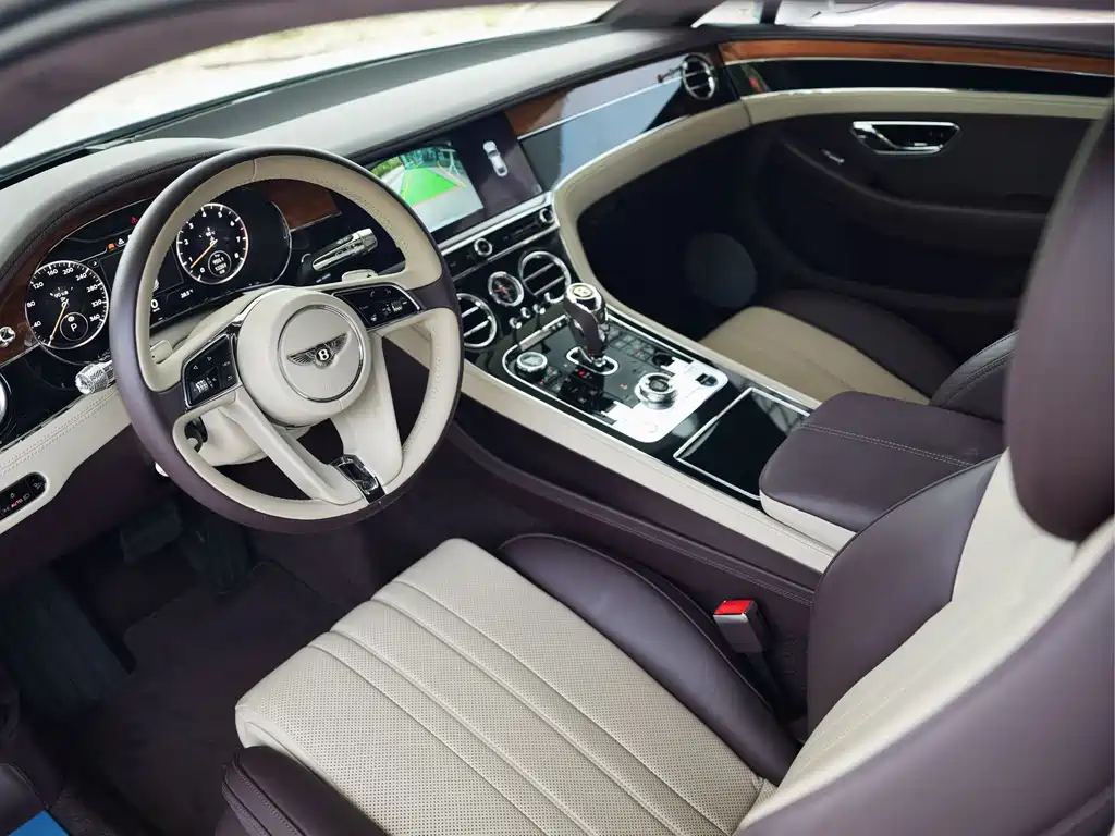 Bentley Continental 2020 — фото 14