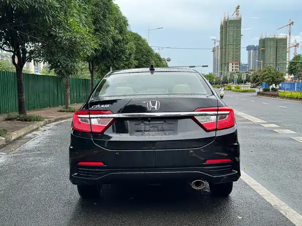 Honda Crider 2015