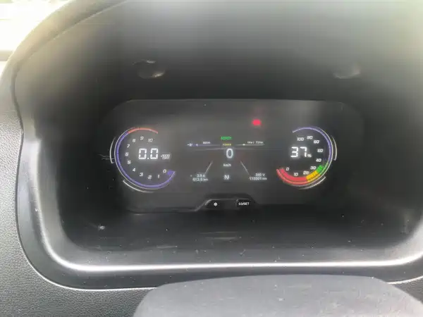 Changan Ruixing EM80 2024