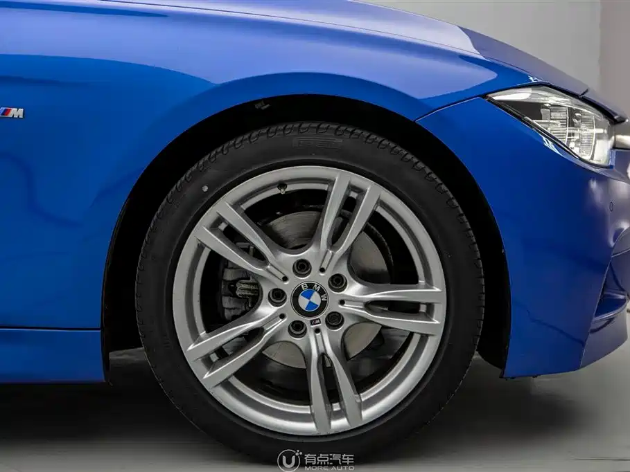 BMW 3 Series 2017 — фото 13