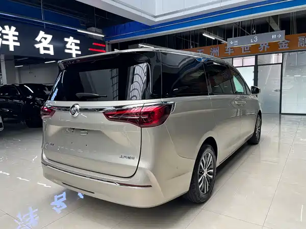 Buick GL8 2022