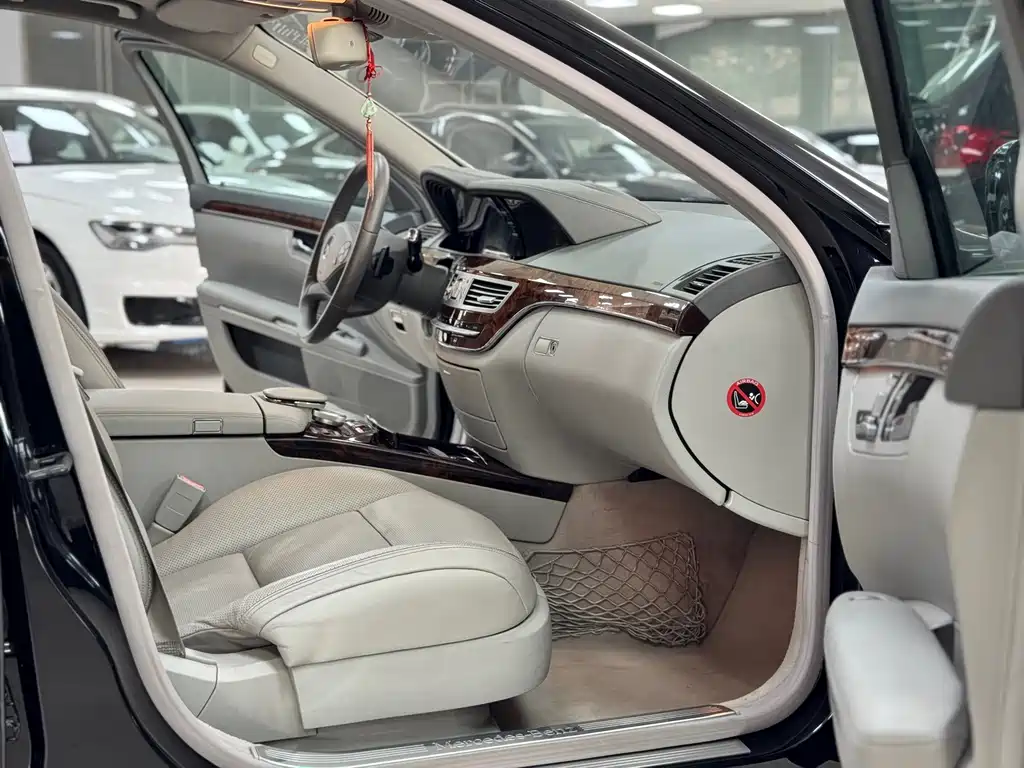 Mercedes-Benz S-Class 2011 — фото 10