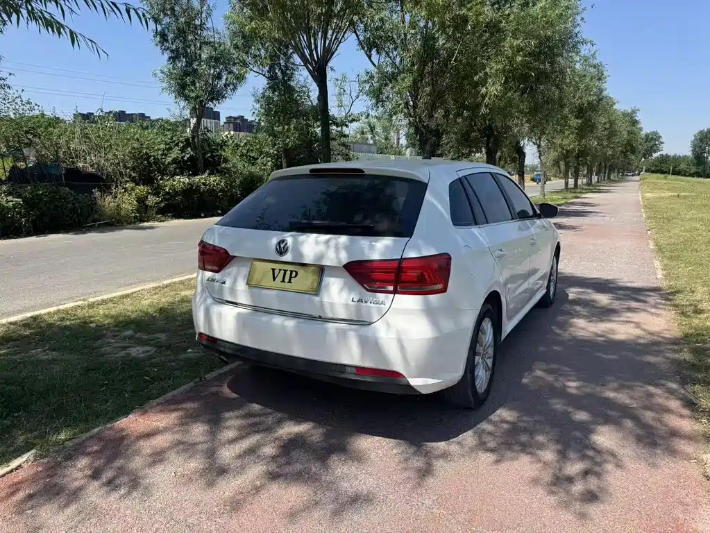 Volkswagen Gran Lavida 2015