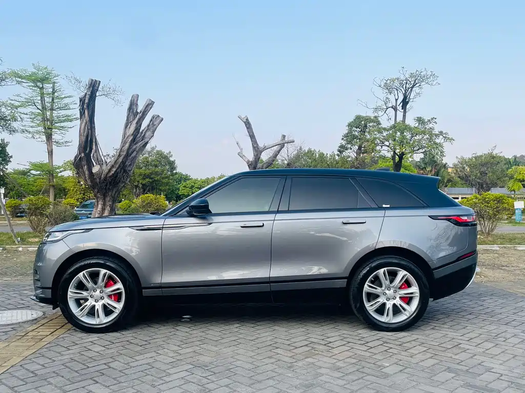 Land Rover Velar 2021
