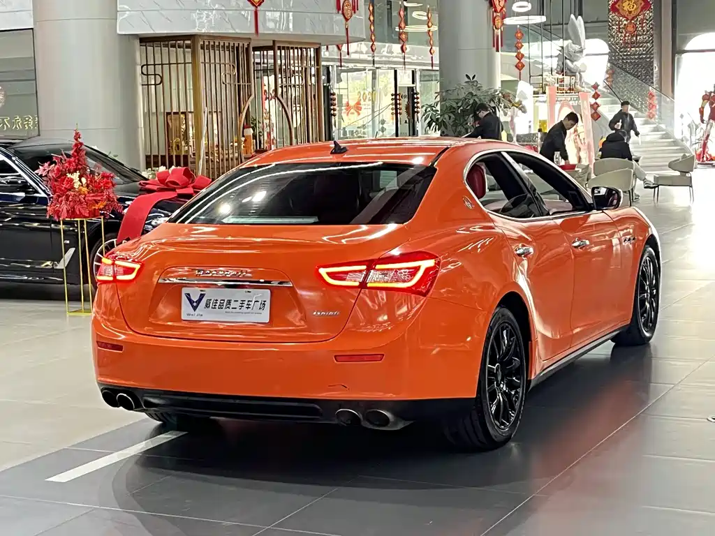 Maserati Ghibli 2017 — фото 9