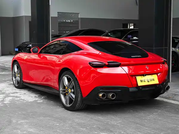 Ferrari Roma 2025