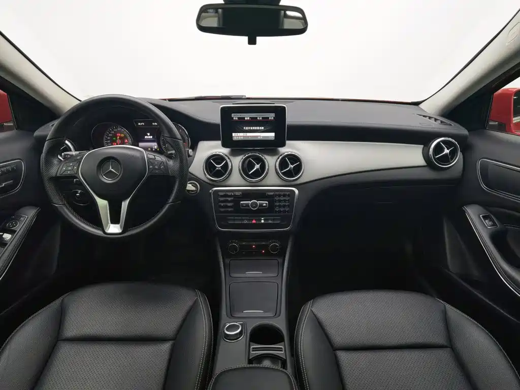 Mercedes-Benz GLA 2015 — фото 5