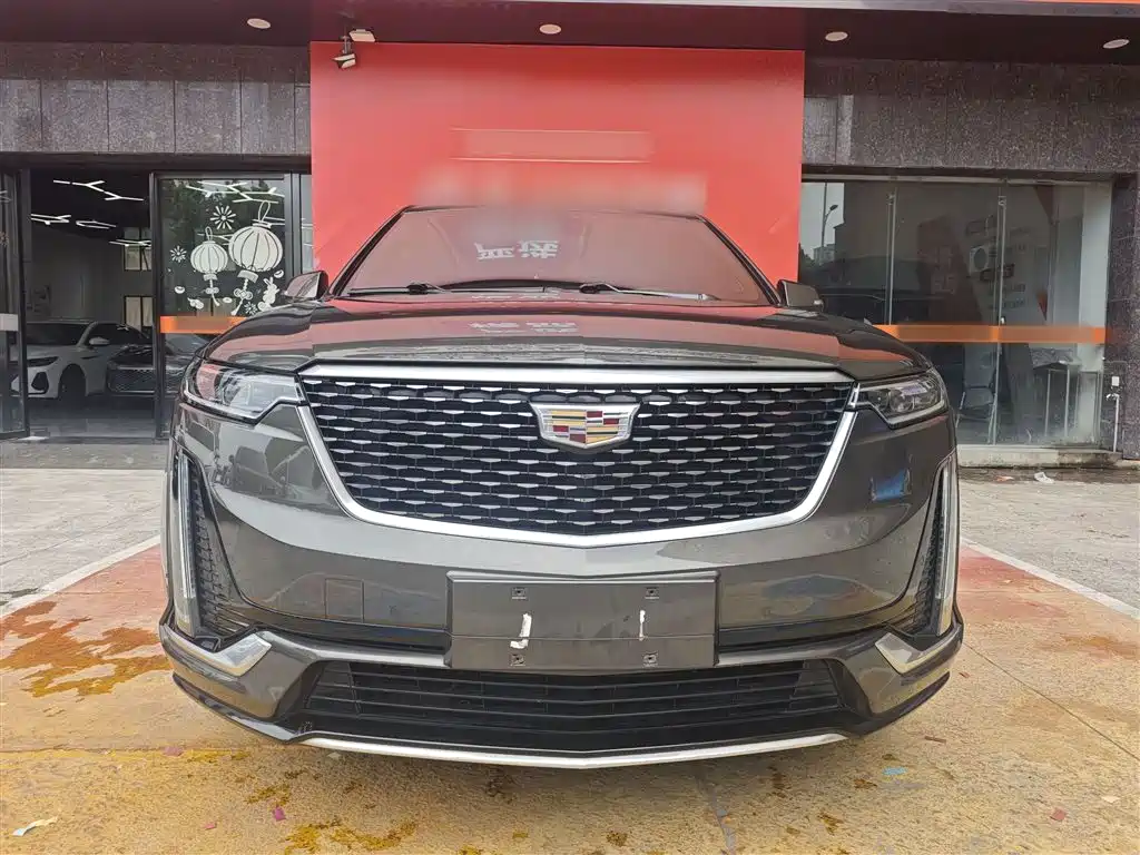 Cadillac XT6 2020 — фото 11