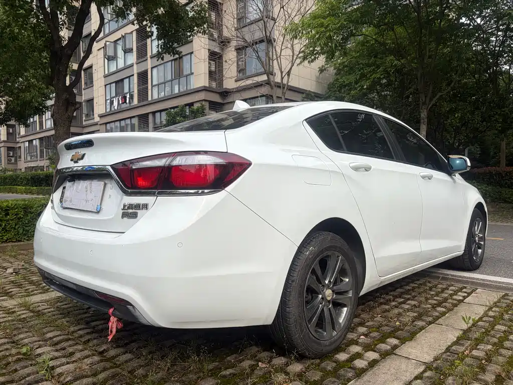 Chevrolet Cruze 2015 — фото 6