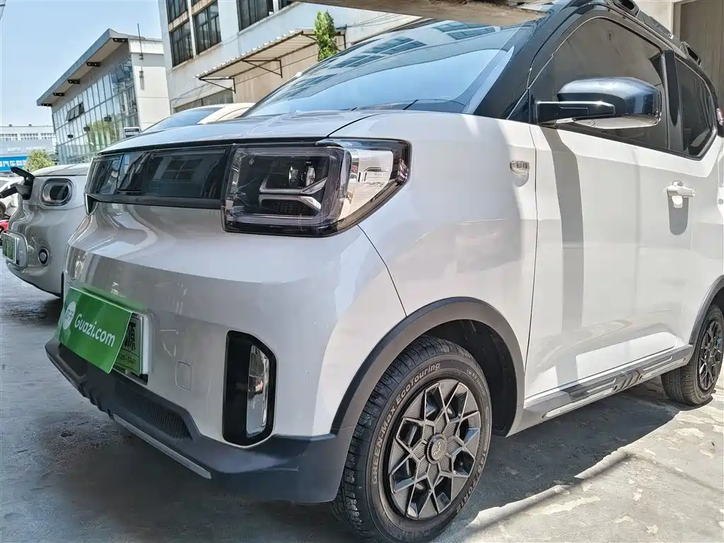 Wuling MINIEV 2022 — фото 1