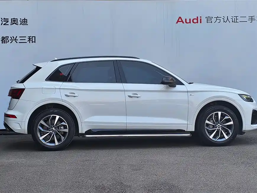 Audi Q5L 2023 — фото 3