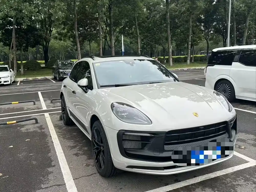 Porsche Macan 2022 — фото 9