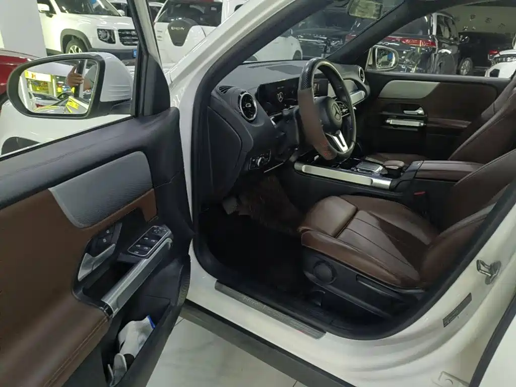 Mercedes-Benz GLB 2022 — фото 16