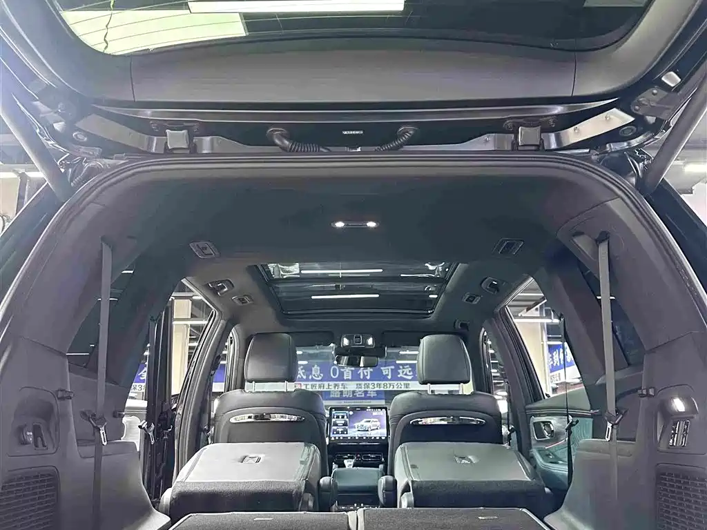GAC Trumpchi GS8 2022 — фото 35