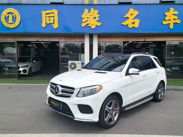 Mercedes-Benz GLE 2016