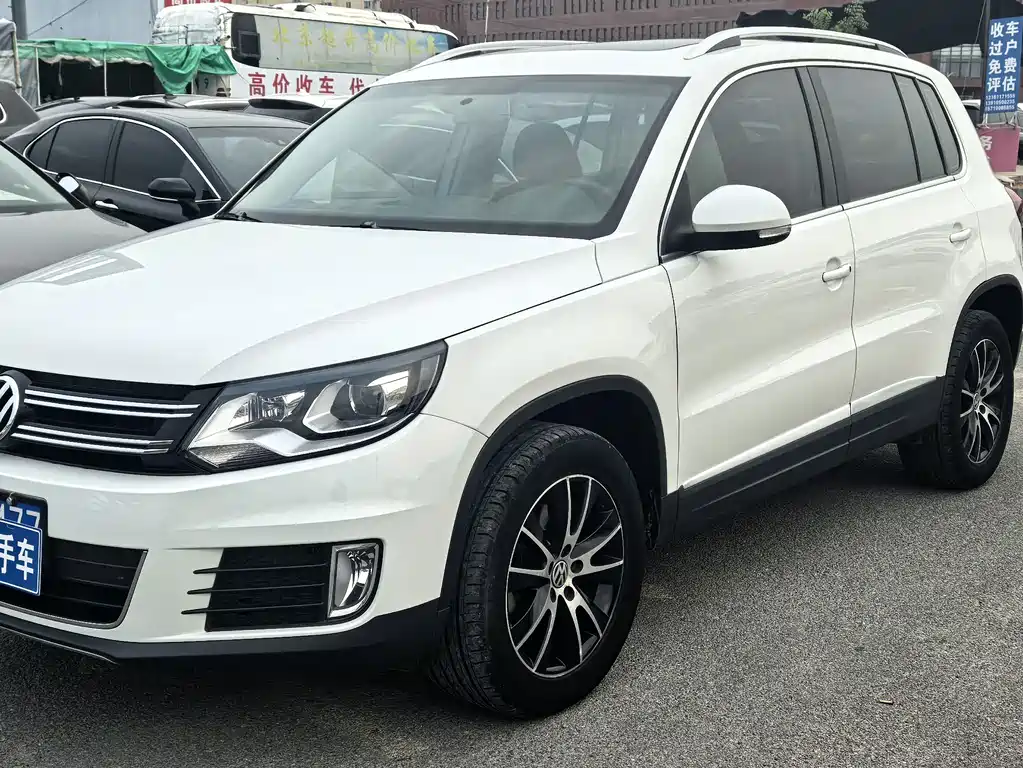 Volkswagen Tiguan 2014 — фото 2