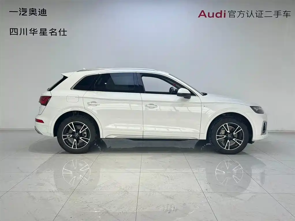 Audi Q5L 2023 — фото 3