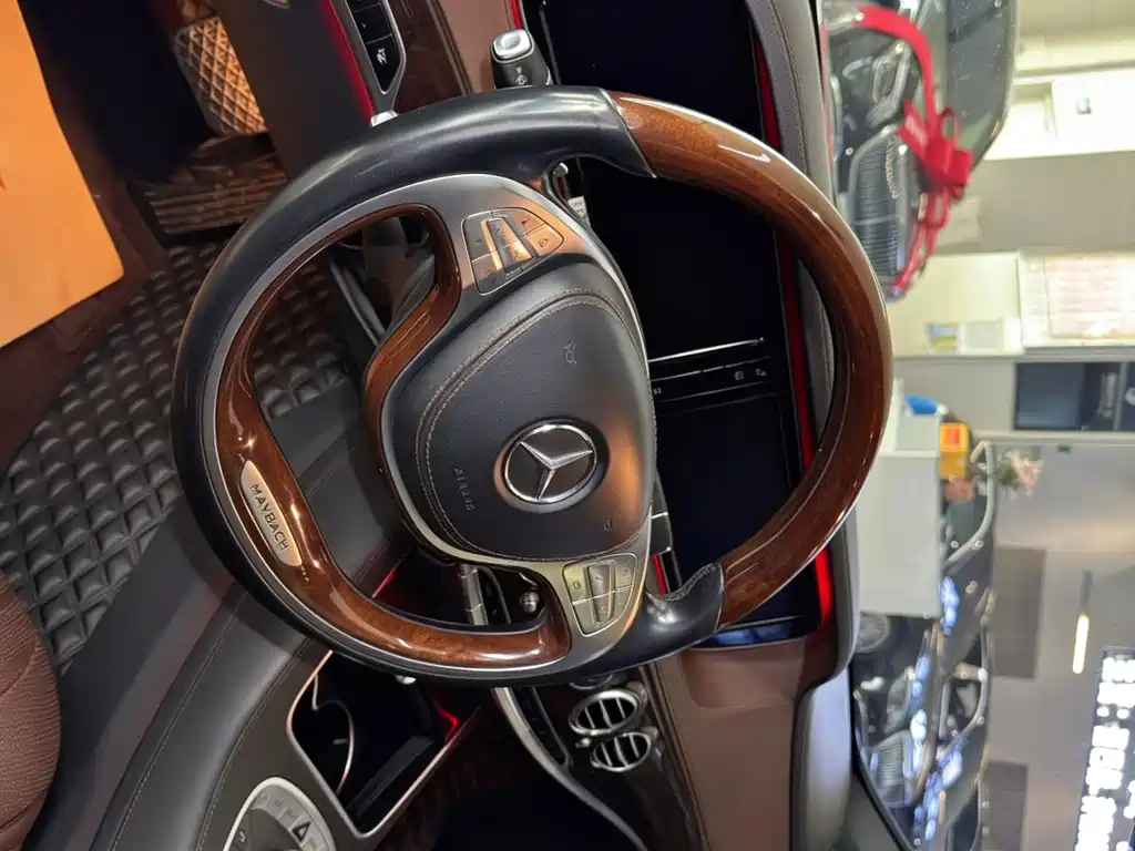 Mercedes-Benz Maybach S-Class 2017 — фото 15