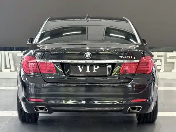 BMW 7 Series 2009