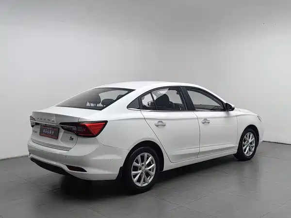 Roewe i5 2019