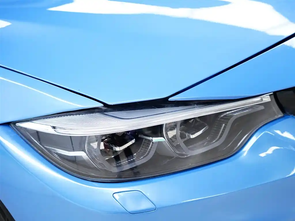 BMW M4 2018 — фото 15