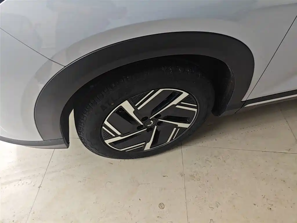 Wuling Xingguang S 2025 — фото 23