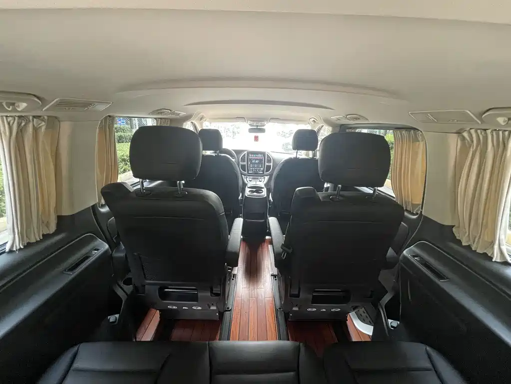 Mercedes-Benz Vito 2021 — фото 10
