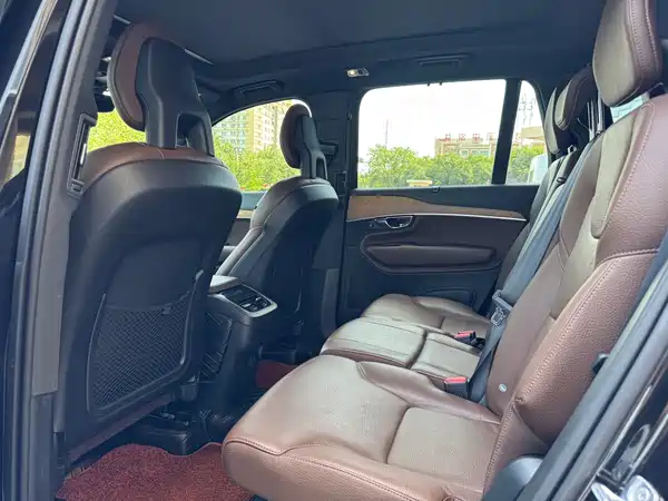 Volvo XC90 2022