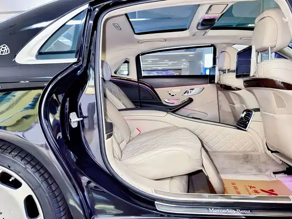 Mercedes-Benz Maybach S-Class 2015