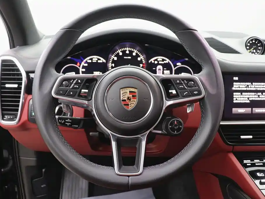 Porsche Cayenne New Energy 2023 — фото 16