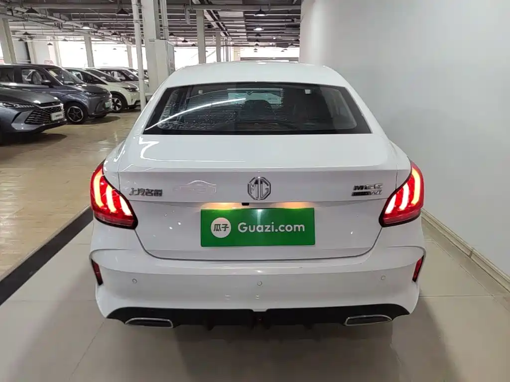 MG MG5 2021