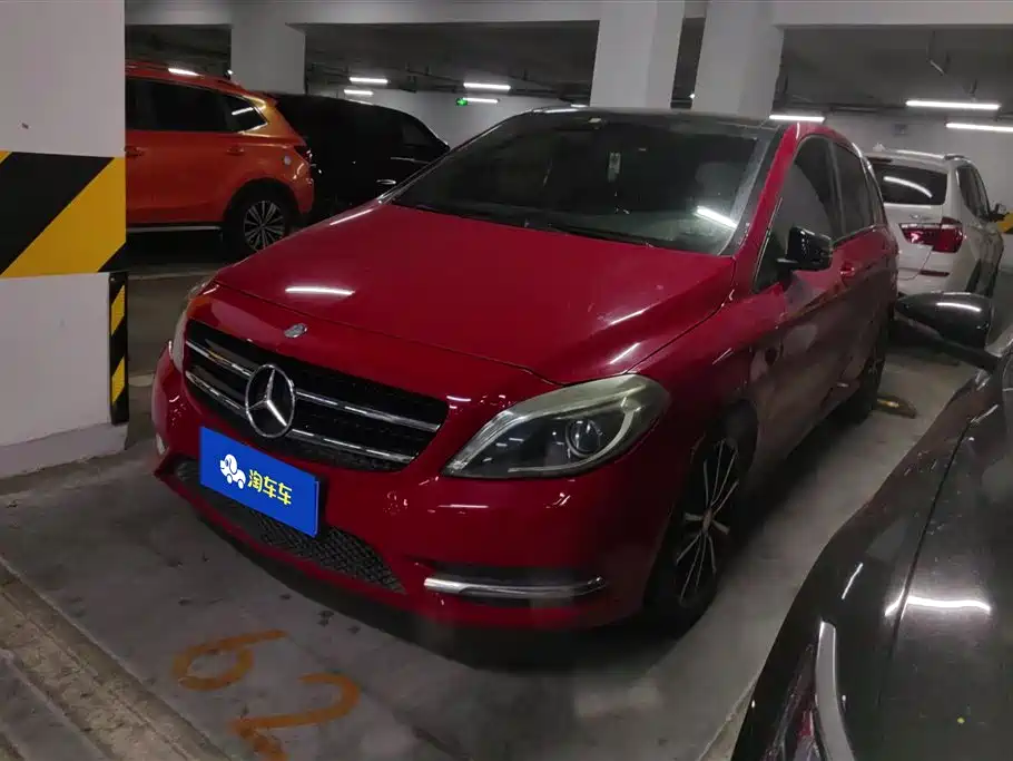 Mercedes-Benz B-Class 2014 — фото 1