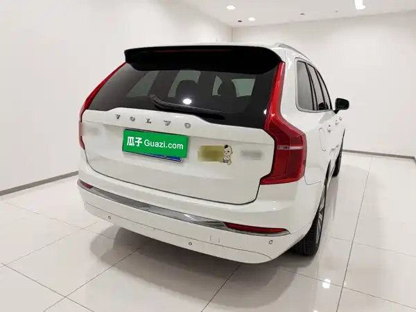 Volvo XC90 2023